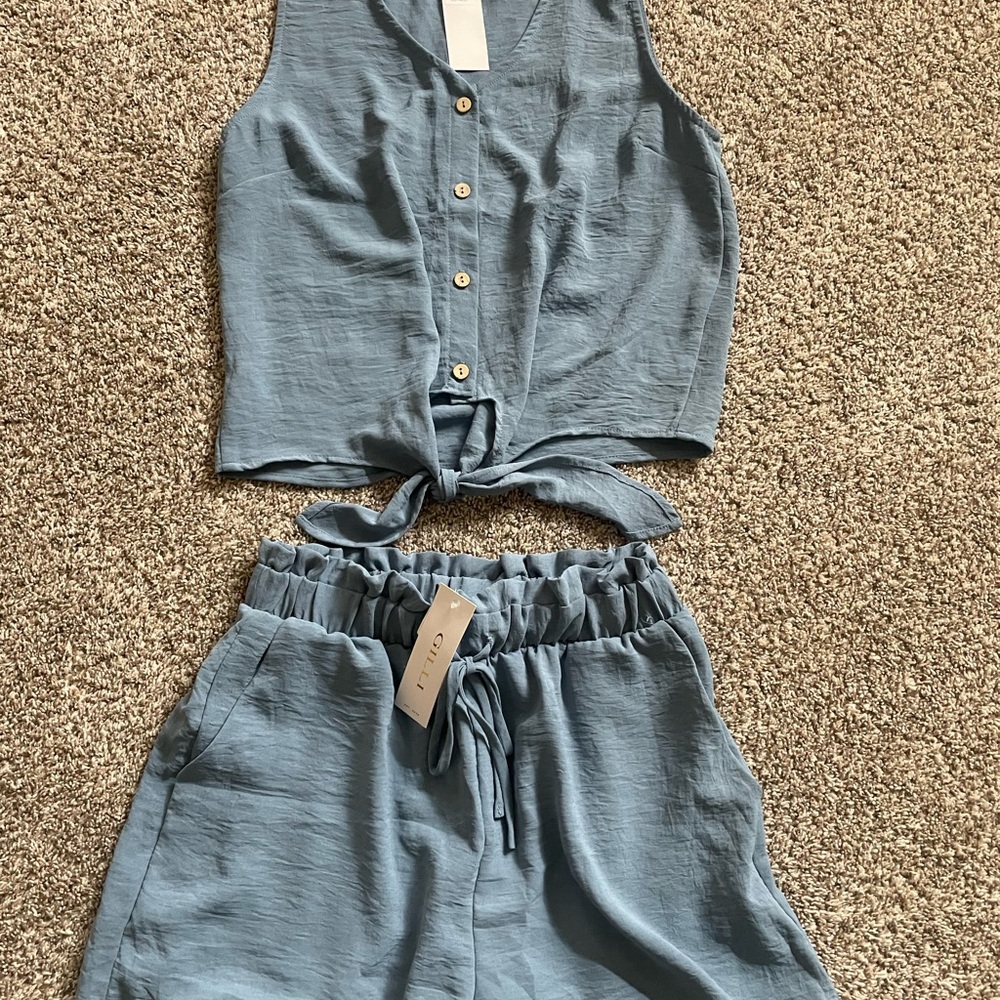 Gilli Blue Sleeveless Button-Up Tank Top